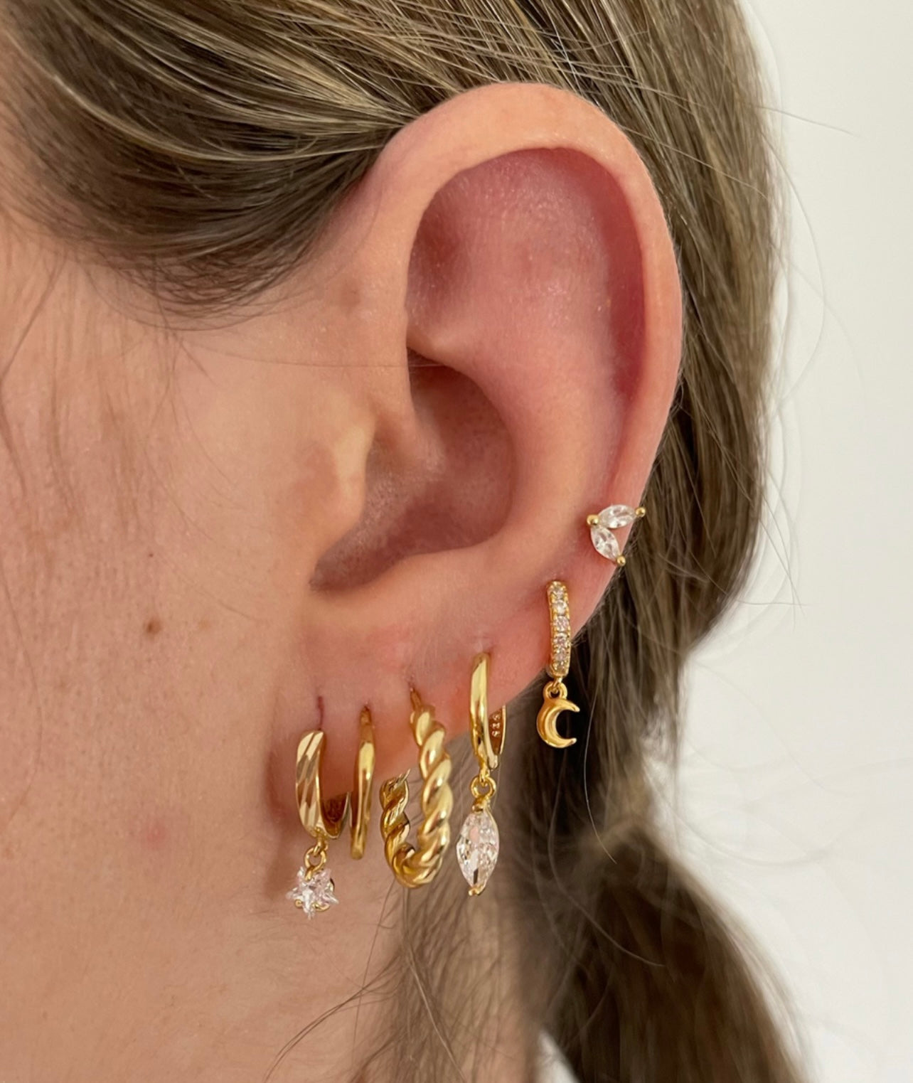 Bombai Gold Earrings
