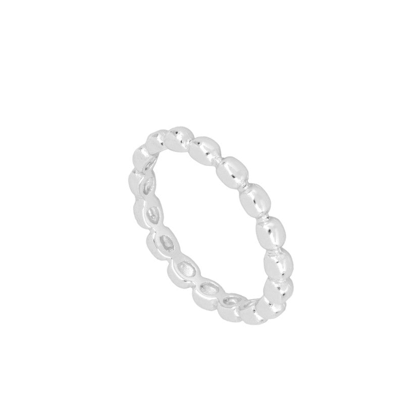 Anillo fabricado en plata de ley